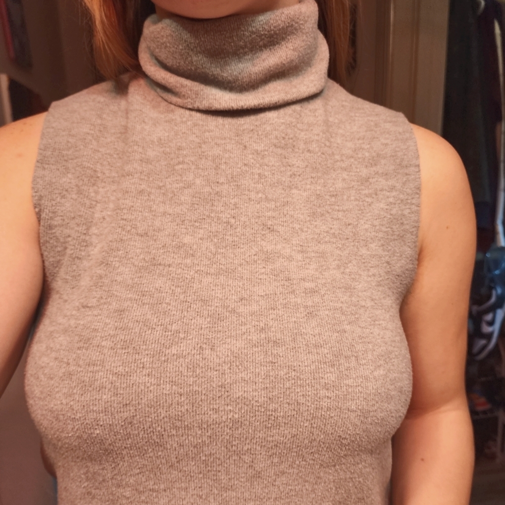 ZARA Sleeveless Grey Turtleneck